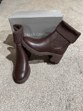 Falls Creek Brown Knit-Cuff Lug Sole Booties